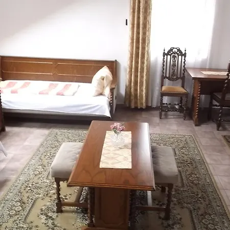 酒店 Lucky 3*