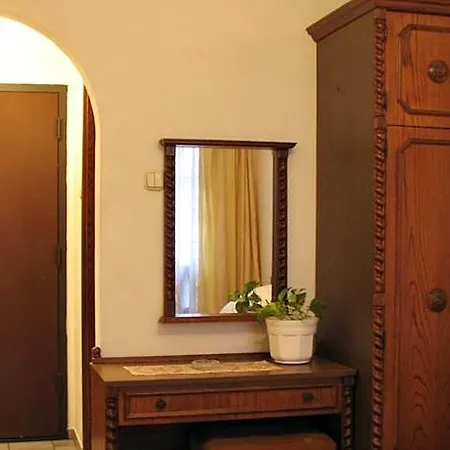 Hotel Lucky Boedapest