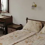 Hotel Lucky 3*
