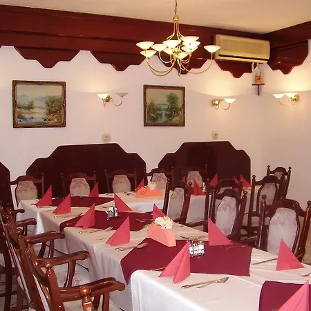 Lucky 3* Budapest