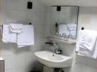 Lucky Hotel